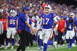 Joe Brady de los Bills se ve reflejado en Sean McVay de los Rams en la NFL