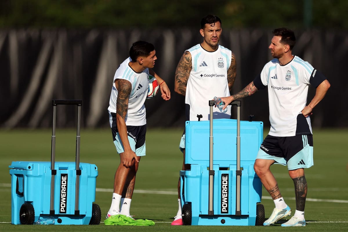 Treino da seleção argentina, ao vivo: Messi trabalha separado e Draw Martínez, sem luvas