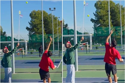 El entrenamiento del saque de Carlos Alcaraz: el coach Samuel López sosteniendo un mini aro de básquet