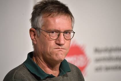 El epidemiólogo Anders Tegnell de la Agencia Sueca de Salud Pública durante una conferencia de prensa sobre la situación de la pandemia del coronavirus, el 13 de octubre de 2020, en Estocolmo, Suecia