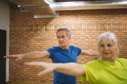 El equilibrio puede entrenarse (Foto: Freepik)