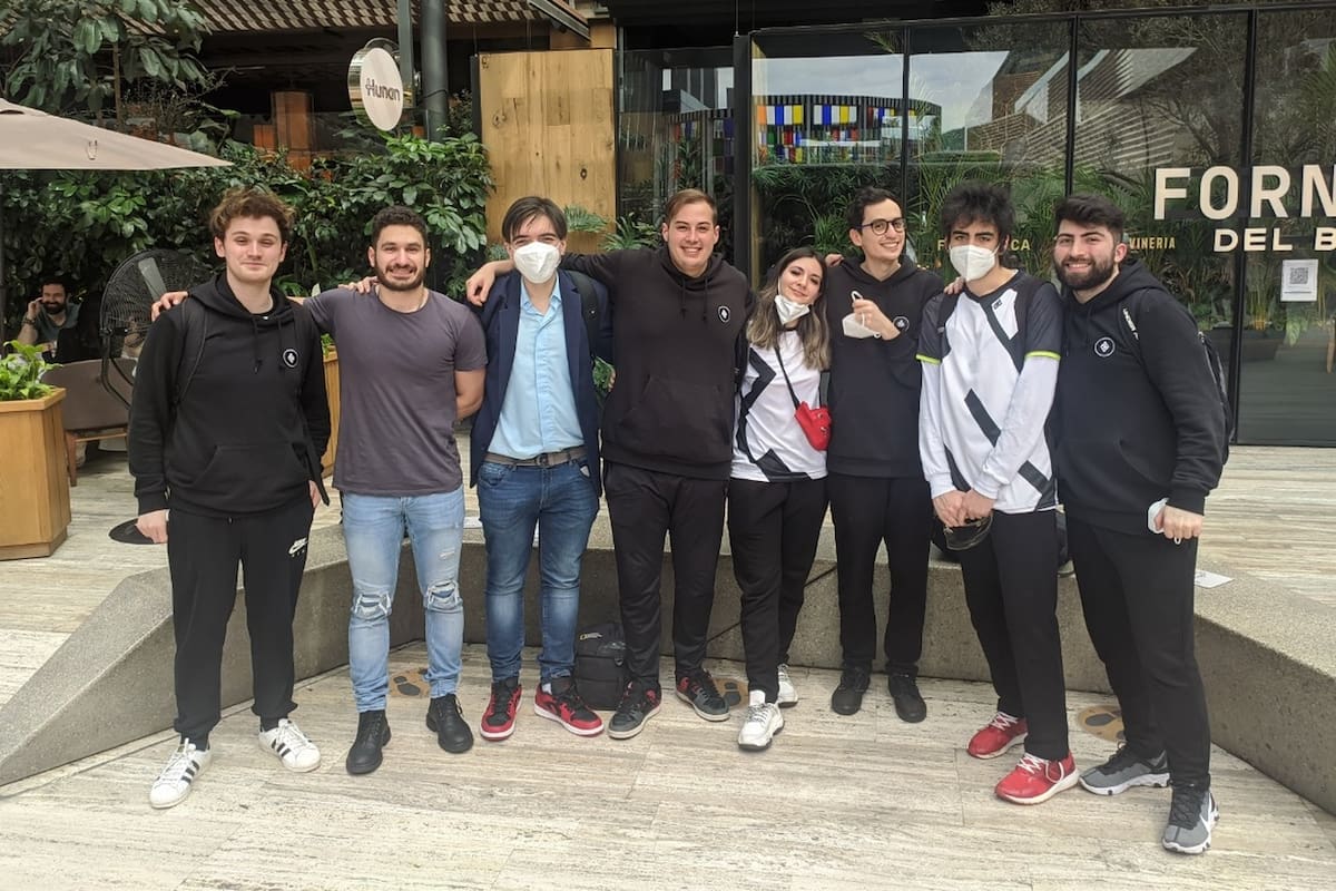 El equipo argentino Globant Emerald jugará en la Liga Latinoamérica del League of Legends: Ignacio “Follow” Anderson, Facundo “Lesmart” Canteros, Misael “Pierre” Di Ciancia, Santiago “Bardito” Martin, Camila “Epika” Paludi, Jaquín "Plugo" Pérez Valdivieso, Damián “Nate” Rea, Nicolás “Fix” Sayago