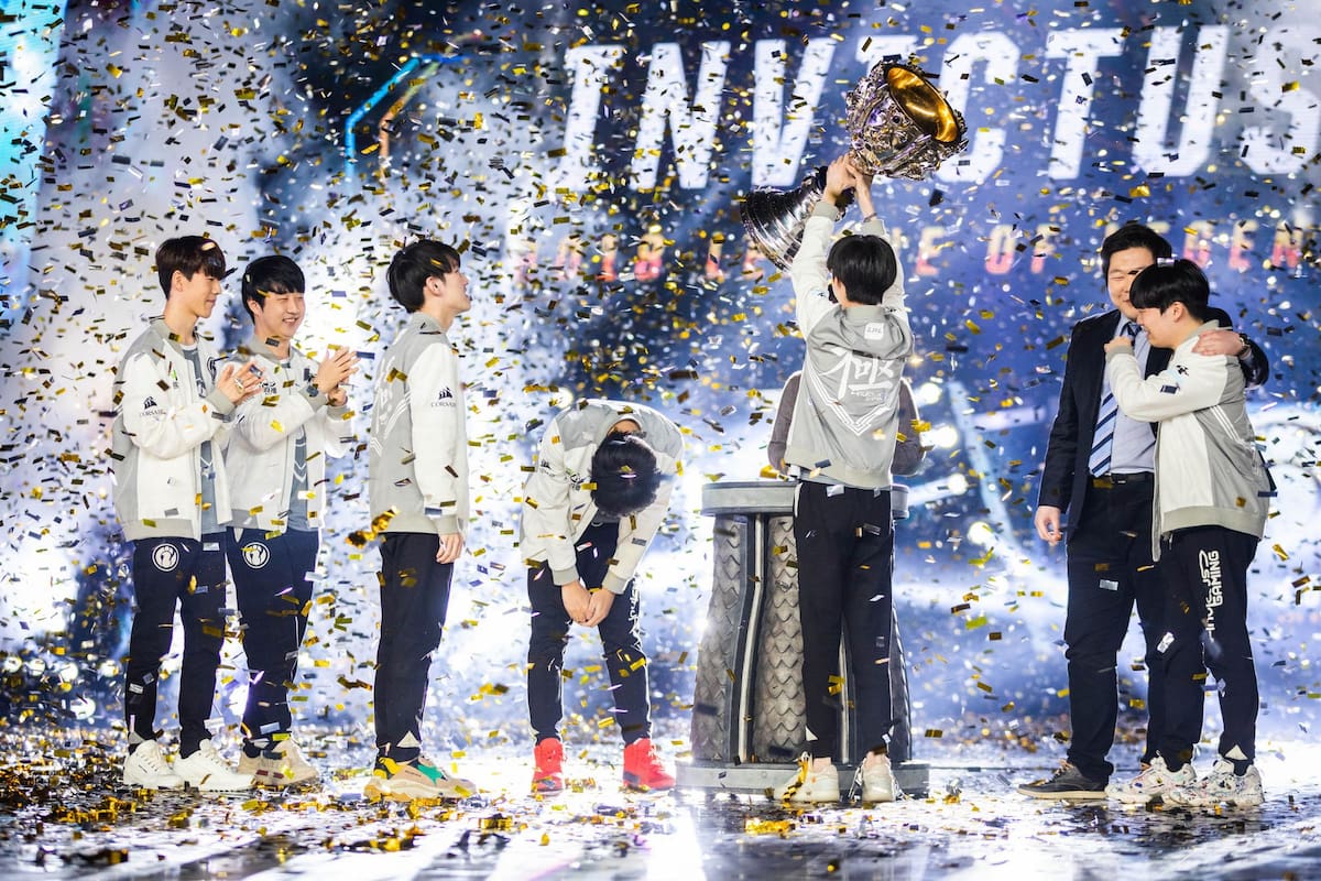 El equipo chino Invictus ganó la final del Mundial de League of Legends