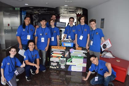 El equipo de la First Lego League "Flecha Cósmica", que representó al país en Houston en 2019