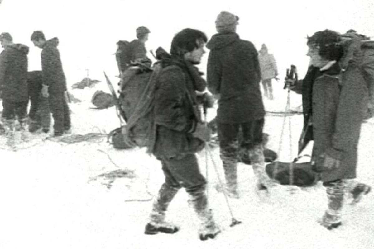 El equipo de rescate salió a pie con poca visibilidad