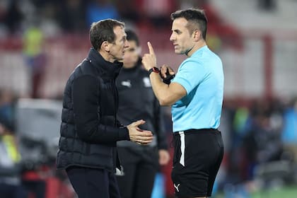 El equipo de Rodolfo Arruabarrena será dirigido nuevamente por el chileno Piero Maza . (Photo by Alejandro PAGNI / AFP)