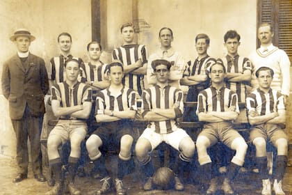 El equipo de rugby de San Albano de 1917