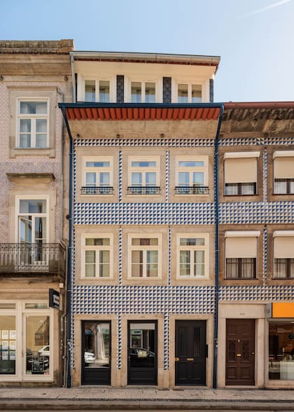El equipo de trabajo contó con la ayuda de AOF, una empresa especializada en la conservación y restauración del patrimonio portugués.