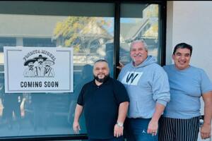 El equipo detrás de Fondita Miguel espera satisfacer a los clientes locales, y también explorar la posibilidad de expandir su concepto a otras localidades (@eatatfondita)