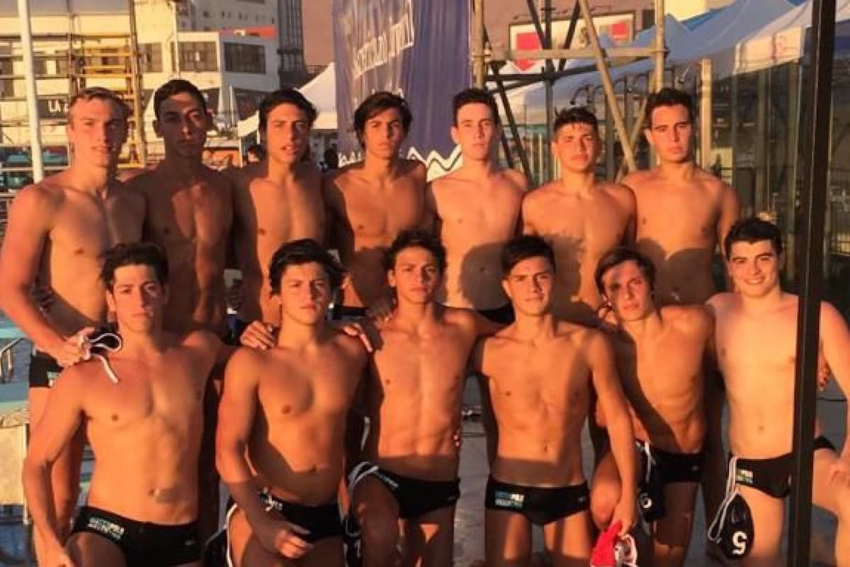 El equipo sub 20 d waterpolo, "los yacarecitos"