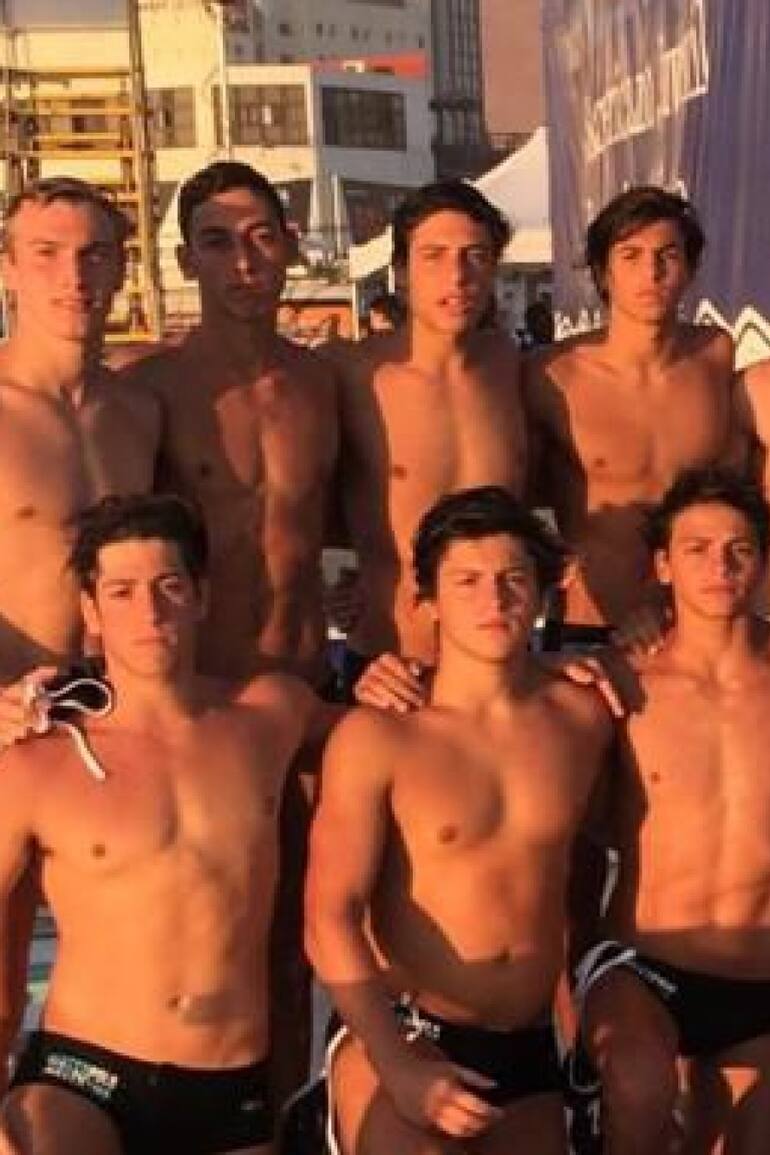 El equipo sub 20 d waterpolo, "los yacarecitos"