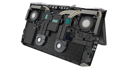 El equipo tiene dos placas gráficas de Nvidia que funcionan en sincronía (SLI)