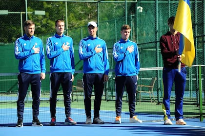 El equipo ucraniano, antes de enfrentarse con Barbados por la Copa Davis, en Turquía; a pesar del ánimo, está 2-0 arriba en la serie.
