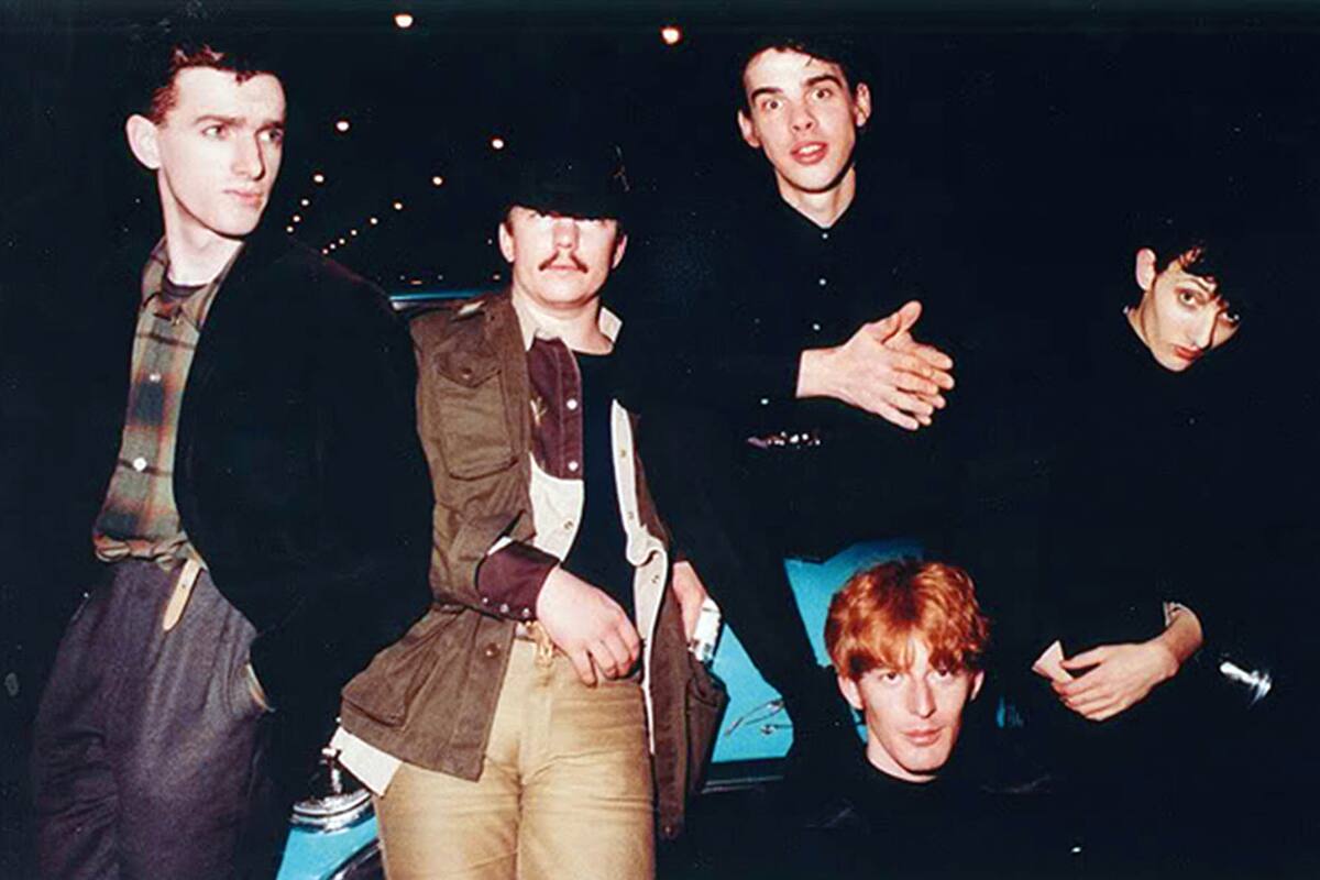 "Él era The Birthday Party", dijo Nick Cave sobre Tracy Pew, el bajista de la banda recordado por el estilo depredador de su forma de tocar el instrumento