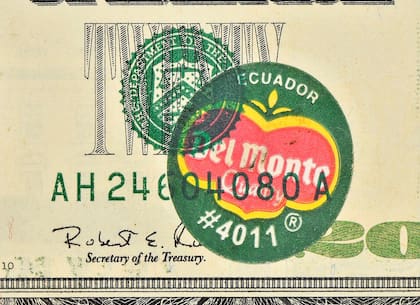 El error de la etiqueta de "Del Monte" se puede observar en el anverso de la pieza