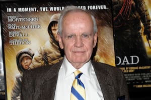 El escritor Cormac McCarthy en tiempos del estreno de "El camino", la adaptación cinematográfica de su premiado libro