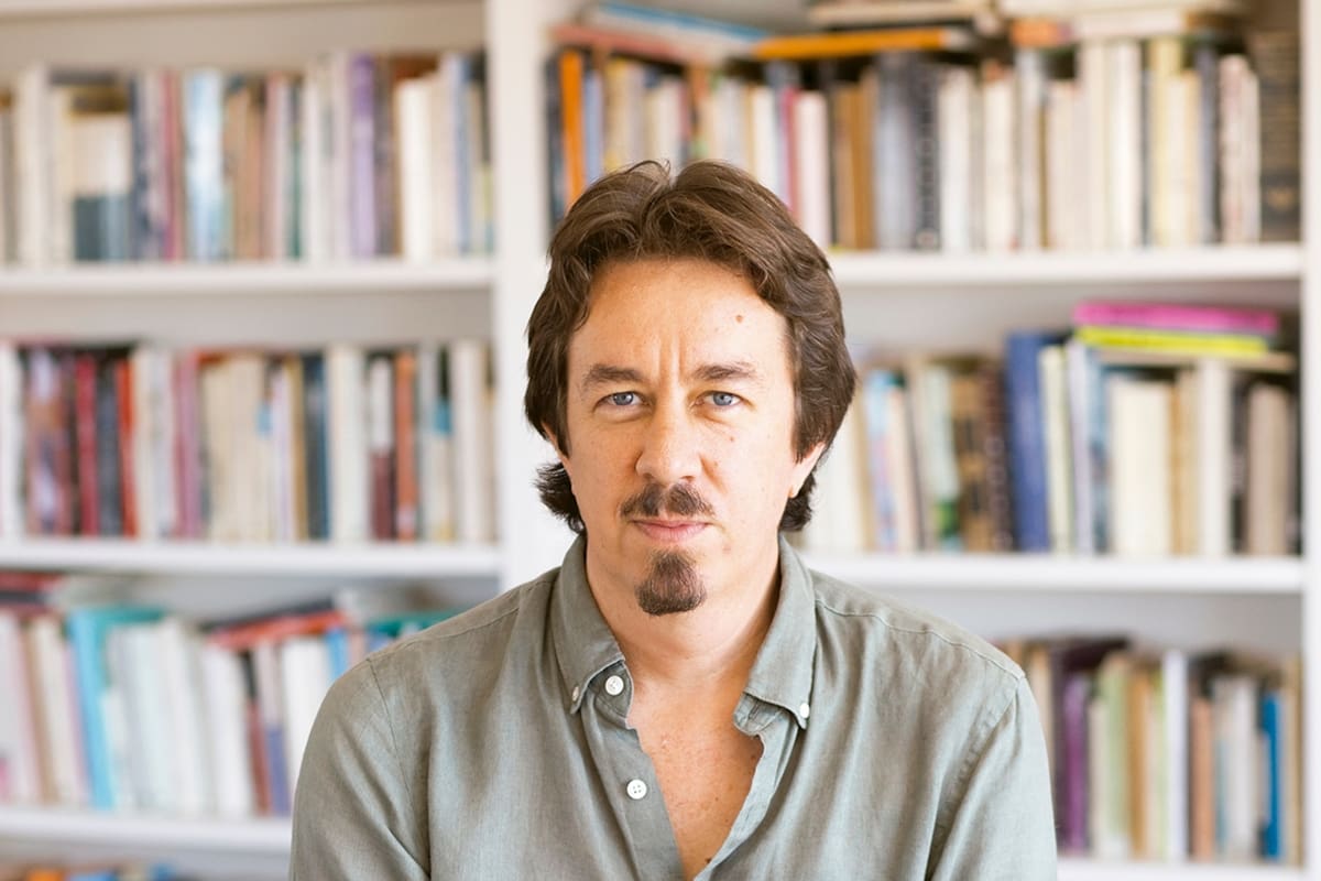 El escritor decidió presentar su nuevo libro, Breves amores eternos, en formato epistolar