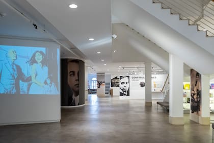El escritor Jorge Luis Borges es el protagonista del centro cultural, con varias salas dedicadas a su vida y obra.