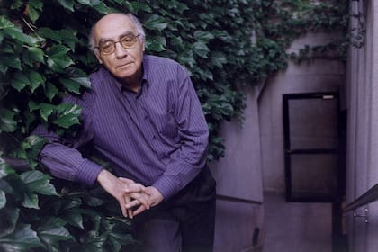 El escritor portugués José Saramago, ganador del Premio Nobel de Literatura de 1998