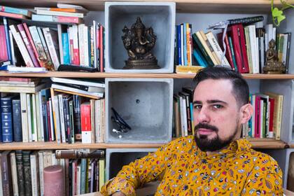 El escritor que cerró la última edición de TEDx Río de la Plata le habló a Alberto Fernández en relación a sus dichos sobre el personaje de Warner Brothers