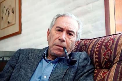 El escritor y profesor Alejandro Nicotra falleció en Villa Dolores, a los 93 años