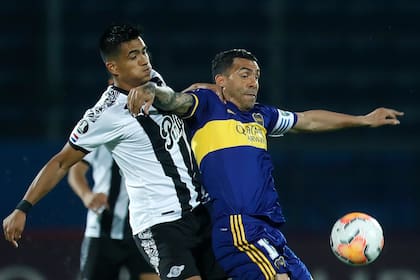 El esfuerzo de Carlos Tevez, el capitán