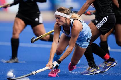 El esfuerzo de Julieta Jankunas, autora de dos goles ante Trinidad y Tobago, en el partido del hockey sobre césped de los Juegos Panamericanos