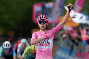 Tadej Pogacar, intratable: arrasa en el Giro de Italia y sueña con emular una hazaña del Pirata Pantani