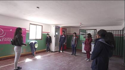 El espacio de escucha que abrió Agustina en su pueblo ya trabajó con 2000 personas. Gentileza: Abanderados