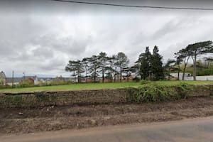 El espacioso predio resulta apetecible para realizar allí un negocio inmobiliario, pero guarda un pasado que aleja a los compradores