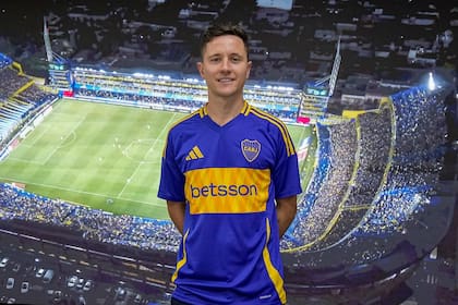 El español Ander Herrera, llegado del Athletic Club de Bilbao, es una de las sorpresas en este mercado y ya está a disposición de Fernando Gago.