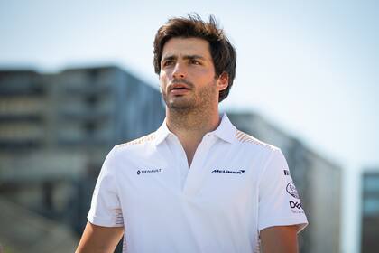 El español Carlos Sainz (h.) pasará de McLaren a Ferrari en 2021.
