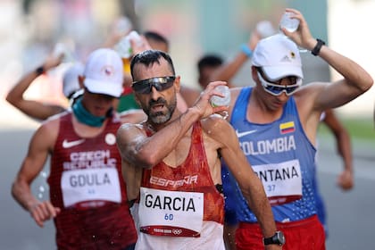El español Jesús Angel García Bragado compite en la marcha de 50 kilómetros de los Juegos Tokio 2020 y se convierte en el deportista de atletismo que más participaciones olímpicas tiene, ocho.