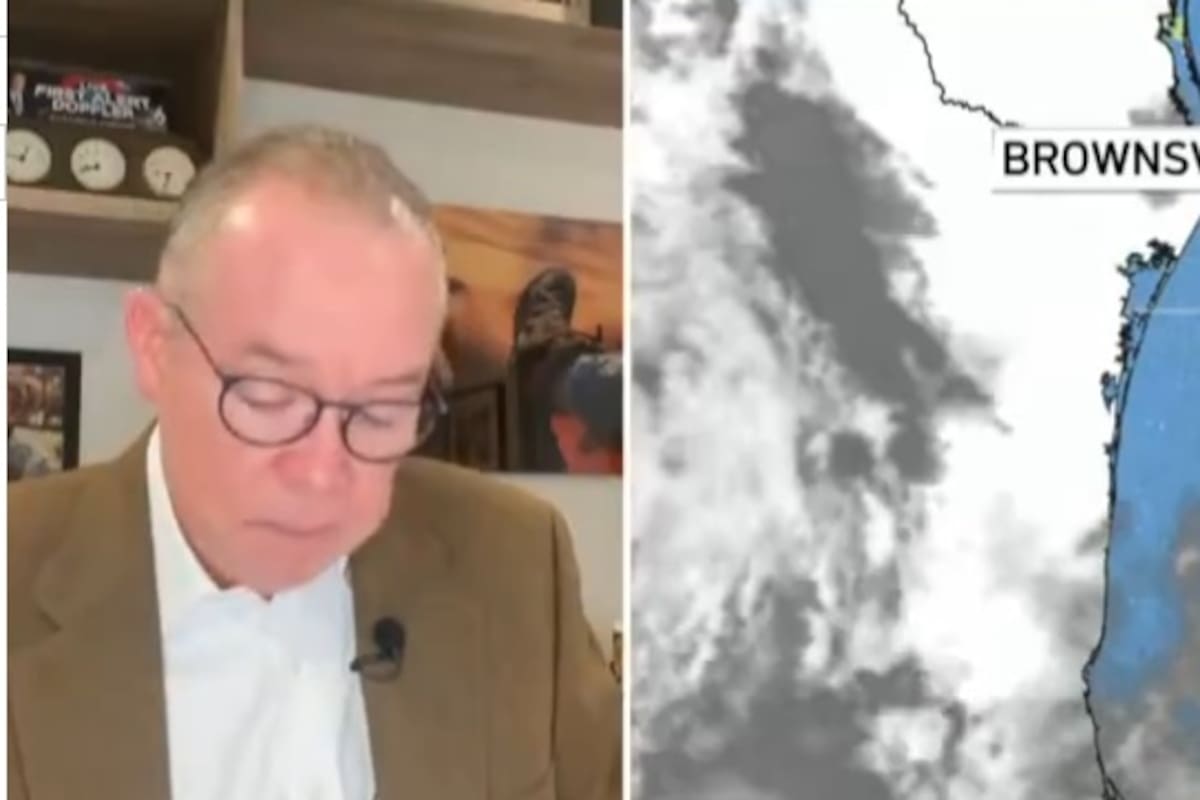 El especialista en huracanes John Morales