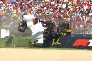 El impactante accidente del japonés Tsunoda, que destruyó su Red Bull