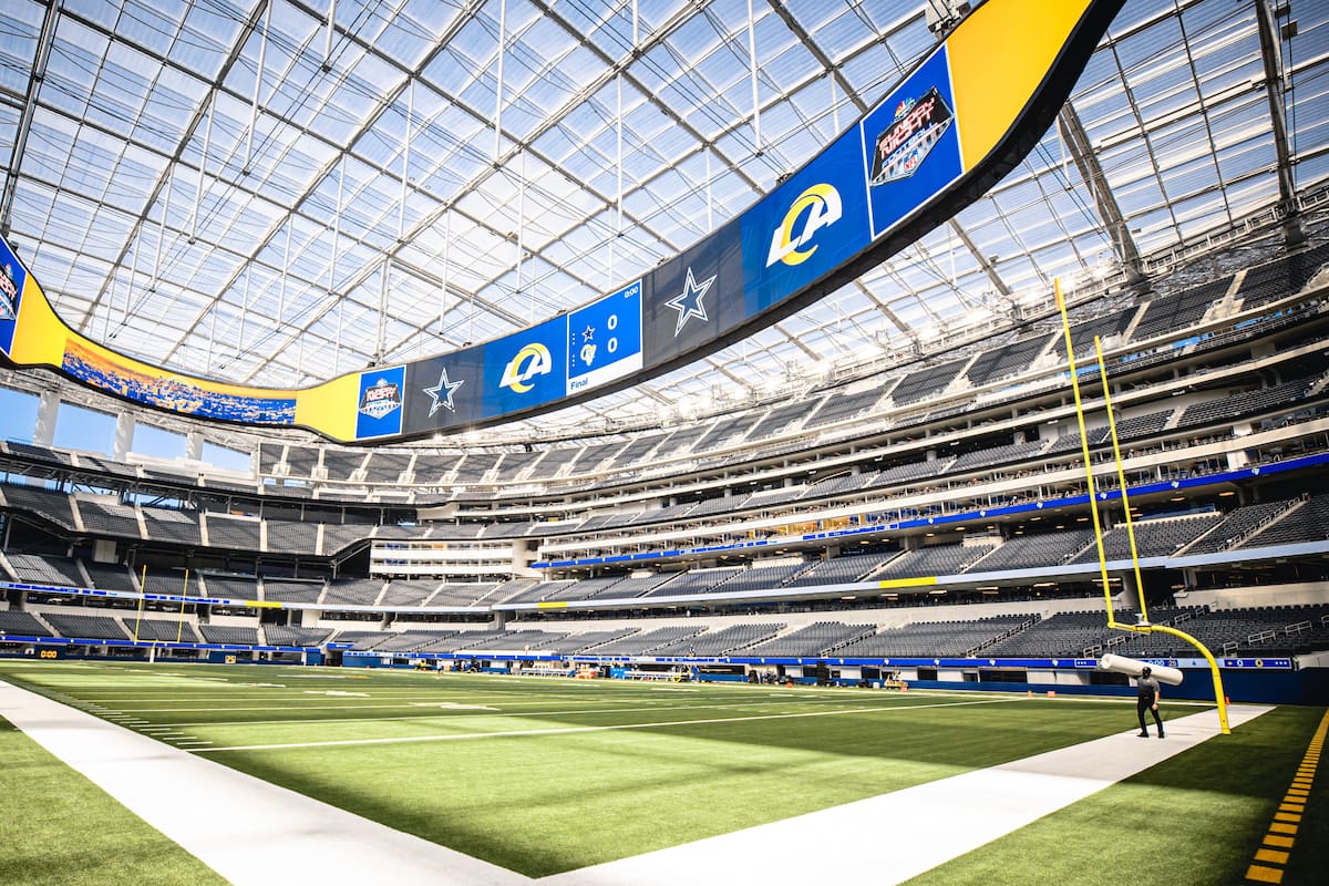 El espectacular SoFi Stadium de los Rams y los Chargers. Fuente: www.therams.com