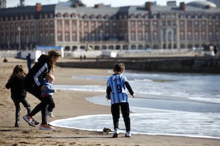 Discreto movimiento turístico por el fin de semana XXL en la costa bonaerense