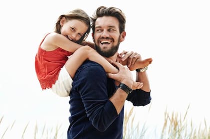 El esquema de permisos de paternidad en Suecia tiene el potencial de favorecer el desarrollo de vínculos más profundos entre padres e hijos