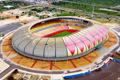 El estadio 11 de Novembro, donde la selección argentina visitará a Angola, está emplazado en Luanda