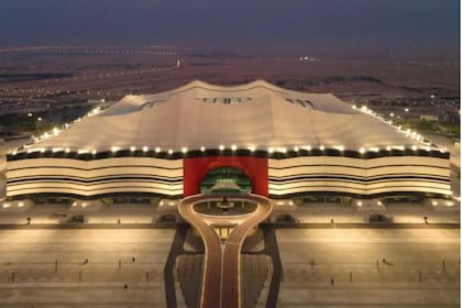 El estadio Al Bayt, escenario del primer partido del grupo F entre Marruecos y Croacia