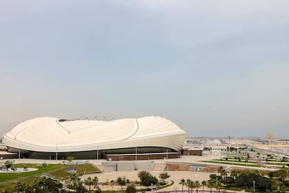 El estadio Al-Janoub en Doha, uno de los que recibirá partidos del Mundial
