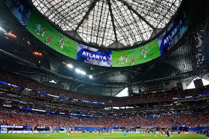 El estadio de Atlanta United, uno de los escenarios más impactantes del Mundial (AP Photo/Mike Stewart)
