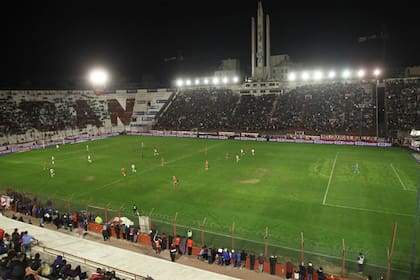 El estadio de Huracán, en la primera fecha de la Superiga ante River