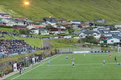 El Estadio Sarpugeroi, de Nororagota, la casa de Vikingur, uno de los equipos de la primera división de las Islas Feroe.