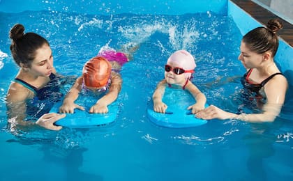 El estado de Florida brindará clases gratuitas de natación para algunos niños menores de cuatro años