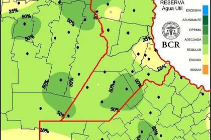 El estado de las reservas de humedad: aunque en un 90% de la región núcleo están entre regulares o adecuadas, persisten zonas del sudoeste y alrededores de Rosario con niveles escasos