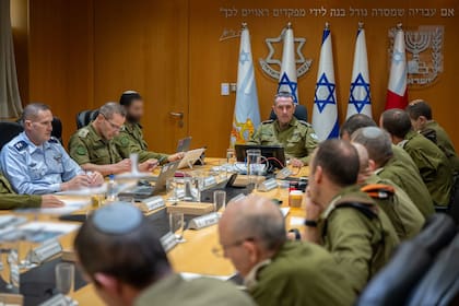 El Estado Mayor de las Fuerzas Armadas de Israel con su jefe, Herzi Halevi, a la cabeza