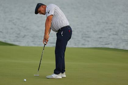 El estadounidense Bryson DeChambeau se roba la atención por su jerarquía, pero también por el morbo que genera su conflictiva relación con Brooks Koepka.