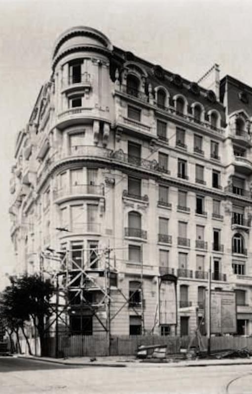 El Estrugamou, poco tiempo antes de finalizar su construcción