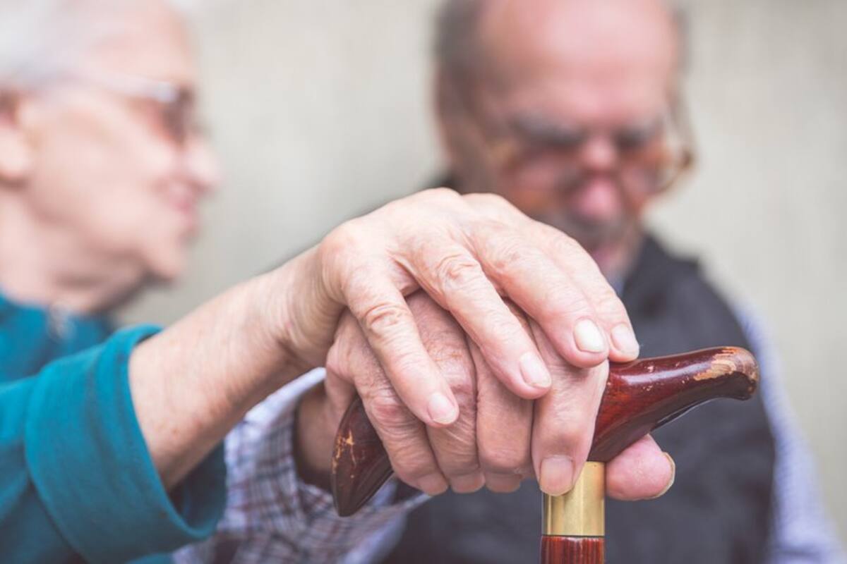 El estudio analizó los registros médicos de más de 40.000 pacientes de entre 65 y 99 años con diagnóstico de demencia entre abril de 2006 y julio de 2015, y los comparó con los de cerca de 300.000 personas sin demencia.